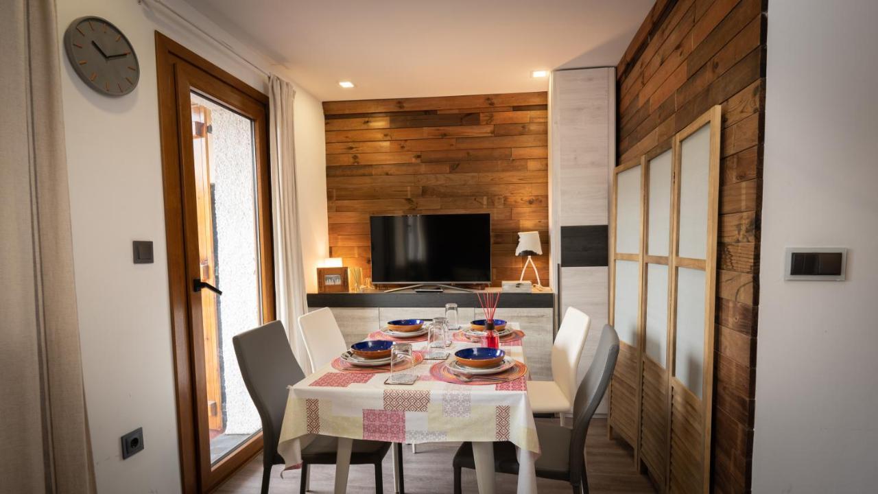 Apartamentos Формигал Екстериор снимка